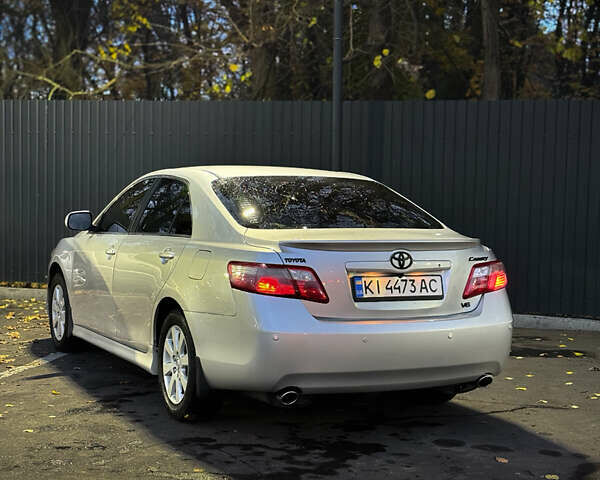 Тойота Камри 2008 в Броварах на Automoto.ua Серый Тойота Камри, объемом двигателя 3.5 л и пробегом 230 тыс. км за 9400 $, фото 5 на Automoto.ua