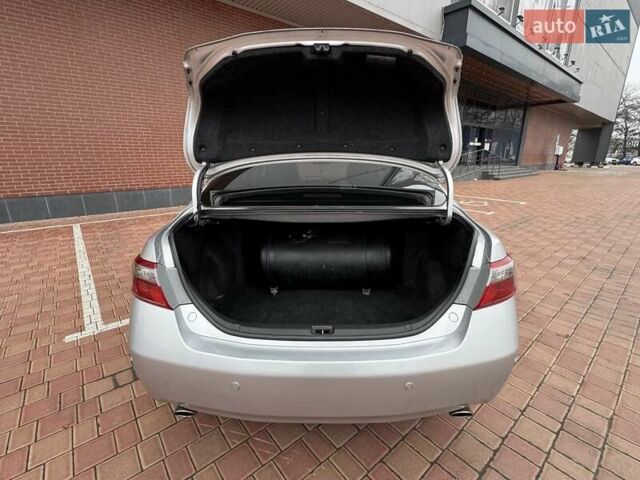 Серый Тойота Камри, объемом двигателя 3.5 л и пробегом 223 тыс. км за 8300 $, фото 39 на Automoto.ua