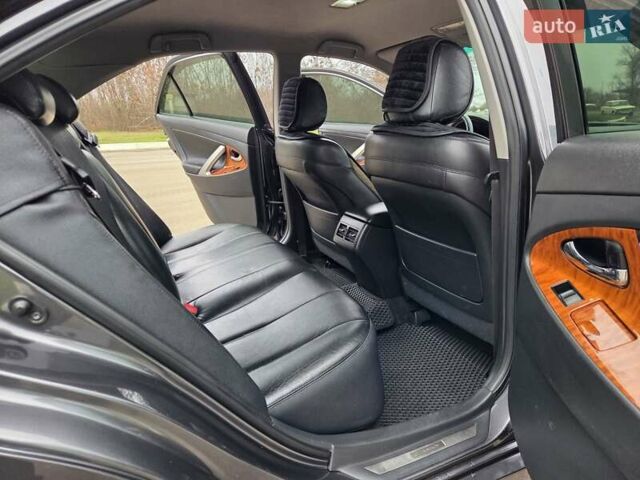 Серый Тойота Камри, объемом двигателя 2.36 л и пробегом 285 тыс. км за 9200 $, фото 33 на Automoto.ua