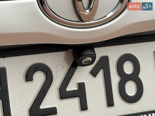Серый Тойота Камри, объемом двигателя 3.5 л и пробегом 223 тыс. км за 8300 $, фото 52 на Automoto.ua