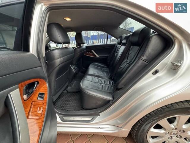 Серый Тойота Камри, объемом двигателя 3.5 л и пробегом 223 тыс. км за 8300 $, фото 25 на Automoto.ua