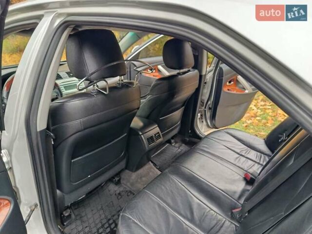 Сірий Тойота Камрі, об'ємом двигуна 2.36 л та пробігом 242 тис. км за 8300 $, фото 11 на Automoto.ua