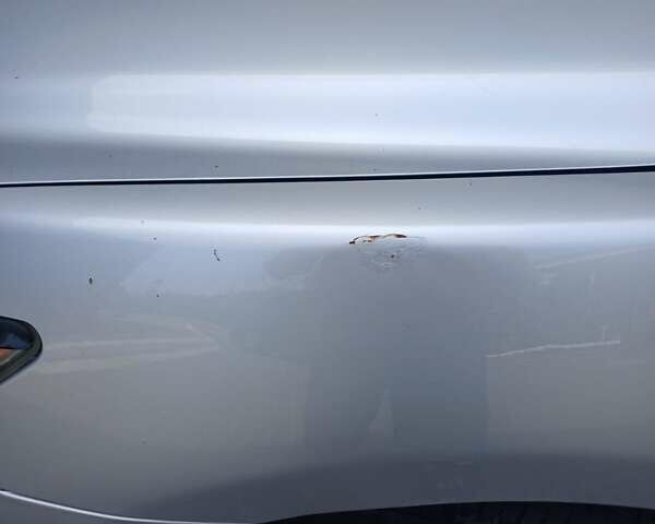 Серый Тойота Камри, объемом двигателя 2.4 л и пробегом 300 тыс. км за 8300 $, фото 9 на Automoto.ua