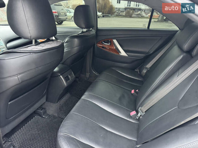 Сірий Тойота Камрі, об'ємом двигуна 3.46 л та пробігом 400 тис. км за 8800 $, фото 16 на Automoto.ua