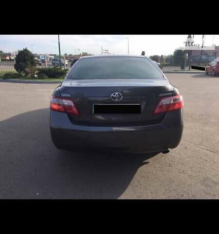 Серый Тойота Камри, объемом двигателя 2.4 л и пробегом 194 тыс. км за 9000 $, фото 4 на Automoto.ua
