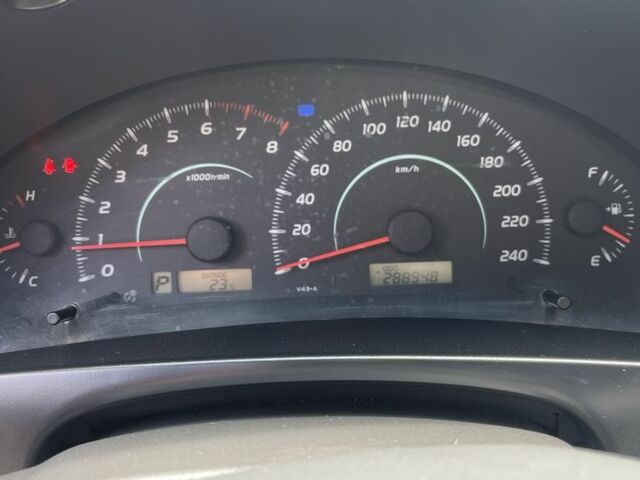 Серый Тойота Камри, объемом двигателя 2.4 л и пробегом 288 тыс. км за 6666 $, фото 15 на Automoto.ua