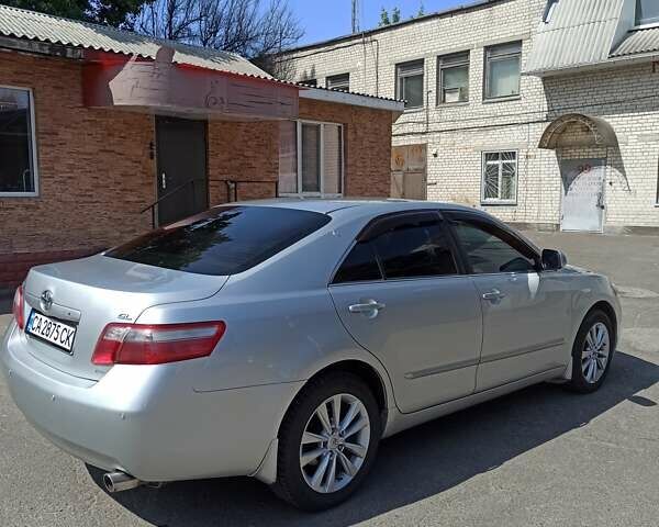 Сірий Тойота Камрі, об'ємом двигуна 2.36 л та пробігом 232 тис. км за 8500 $, фото 3 на Automoto.ua