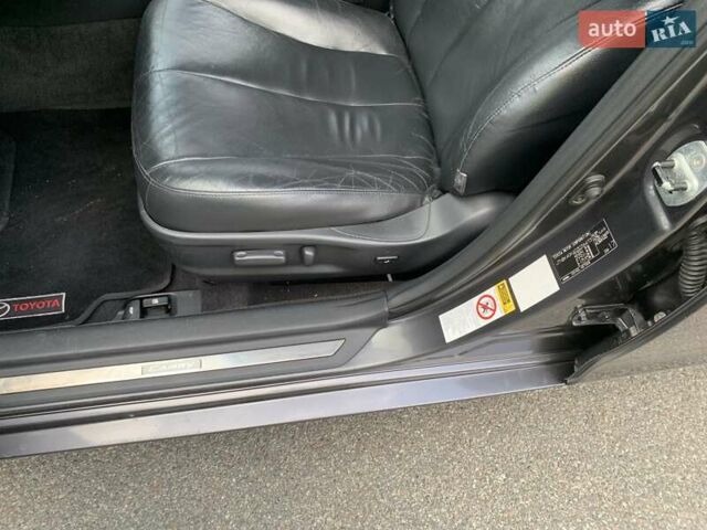 Серый Тойота Камри, объемом двигателя 3.5 л и пробегом 264 тыс. км за 8700 $, фото 24 на Automoto.ua
