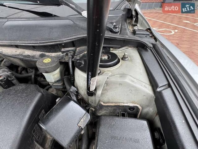 Серый Тойота Камри, объемом двигателя 3.5 л и пробегом 223 тыс. км за 8300 $, фото 60 на Automoto.ua