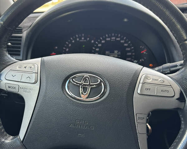 Сірий Тойота Камрі, об'ємом двигуна 2.4 л та пробігом 192 тис. км за 9500 $, фото 5 на Automoto.ua