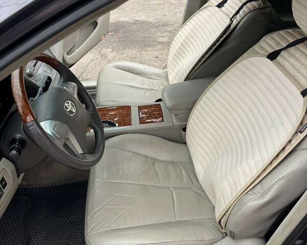 Сірий Тойота Камрі, об'ємом двигуна 3.5 л та пробігом 260 тис. км за 9400 $, фото 20 на Automoto.ua