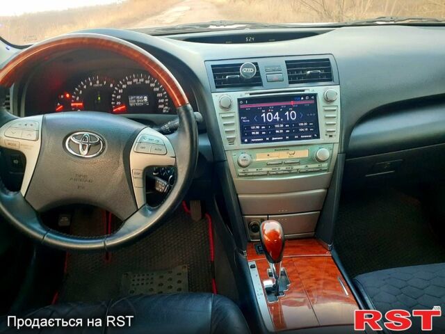 Серый Тойота Камри, объемом двигателя 3.5 л и пробегом 298 тыс. км за 8500 $, фото 10 на Automoto.ua