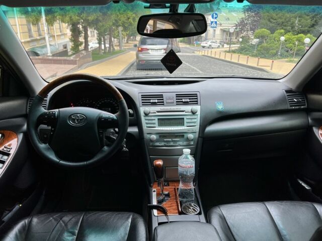 Серый Тойота Камри, объемом двигателя 3.5 л и пробегом 336 тыс. км за 8800 $, фото 9 на Automoto.ua