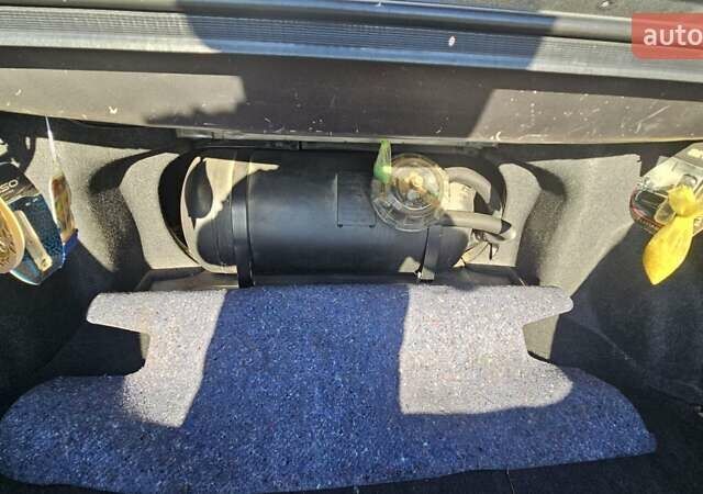 Серый Тойота Камри, объемом двигателя 2.4 л и пробегом 358 тыс. км за 10000 $, фото 27 на Automoto.ua