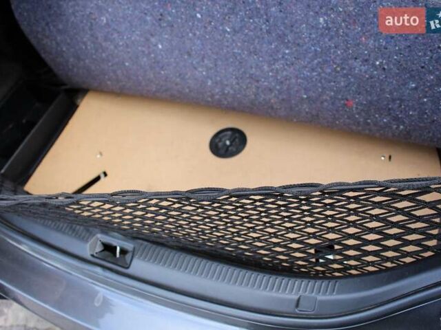 Серый Тойота Камри, объемом двигателя 2.36 л и пробегом 188 тыс. км за 10200 $, фото 16 на Automoto.ua