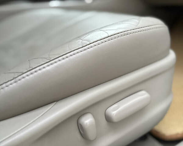 Тойота Камри 2009 в Ровно на Automoto.ua Серый Тойота Камри, объемом двигателя 3.46 л и пробегом 286 тыс. км за 7650 $, фото 23 на Automoto.ua