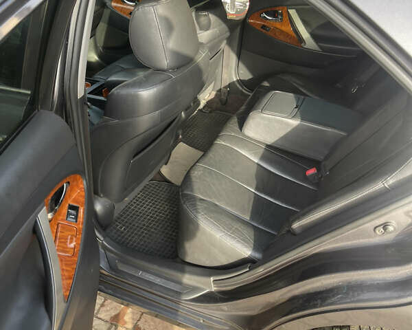 Сірий Тойота Камрі, об'ємом двигуна 3.46 л та пробігом 297 тис. км за 11500 $, фото 14 на Automoto.ua