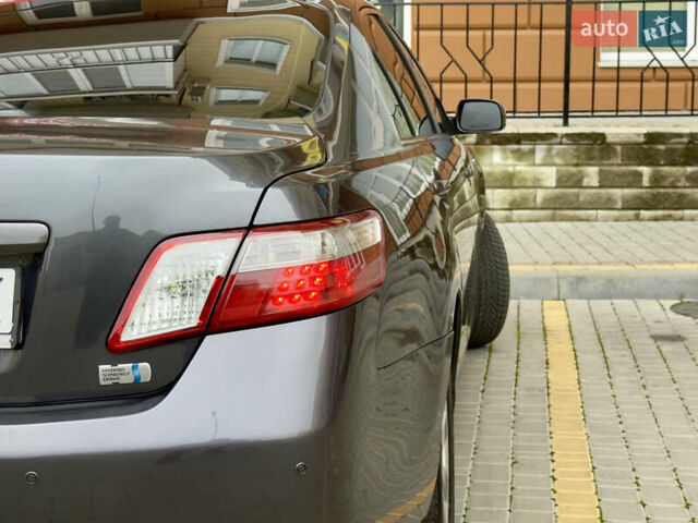 Сірий Тойота Камрі, об'ємом двигуна 2.4 л та пробігом 220 тис. км за 9100 $, фото 40 на Automoto.ua