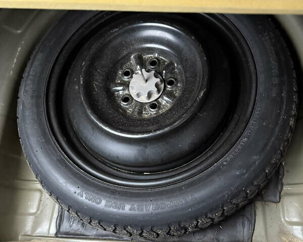 Сірий Тойота Камрі, об'ємом двигуна 2.5 л та пробігом 212 тис. км за 7300 $, фото 13 на Automoto.ua