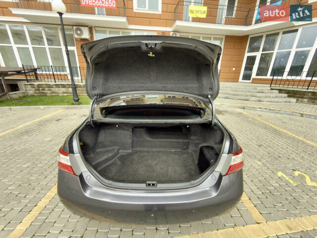 Сірий Тойота Камрі, об'ємом двигуна 2.4 л та пробігом 220 тис. км за 9100 $, фото 41 на Automoto.ua