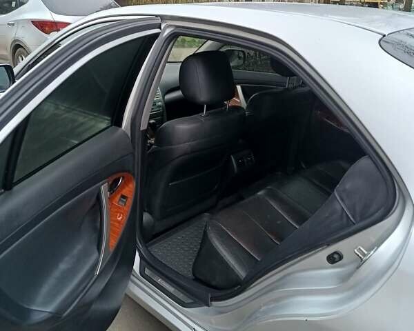 Серый Тойота Камри, объемом двигателя 0 л и пробегом 124 тыс. км за 8500 $, фото 7 на Automoto.ua