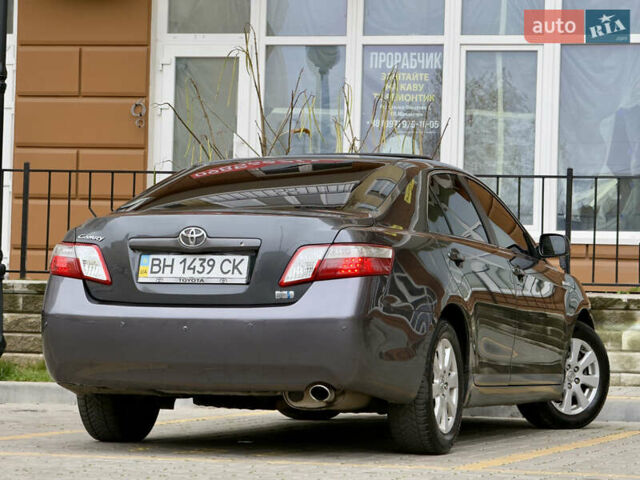 Сірий Тойота Камрі, об'ємом двигуна 2.4 л та пробігом 220 тис. км за 9100 $, фото 32 на Automoto.ua