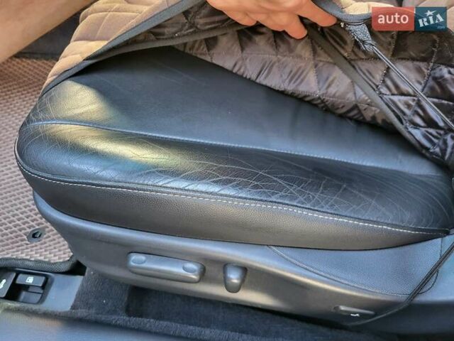 Серый Тойота Камри, объемом двигателя 3.5 л и пробегом 157 тыс. км за 15500 $, фото 19 на Automoto.ua