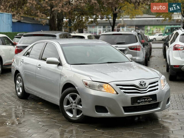 Сірий Тойота Камрі, об'ємом двигуна 2.5 л та пробігом 315 тис. км за 8900 $, фото 14 на Automoto.ua