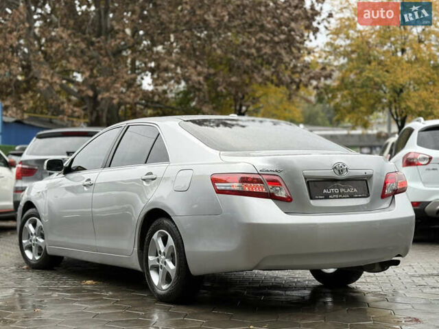 Сірий Тойота Камрі, об'ємом двигуна 2.5 л та пробігом 315 тис. км за 8900 $, фото 33 на Automoto.ua