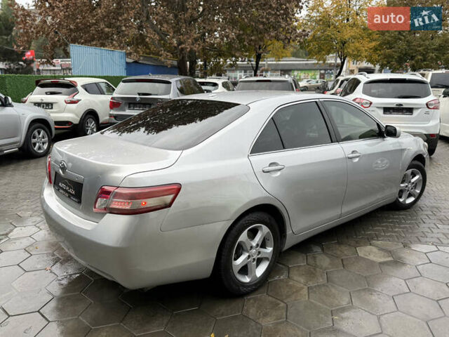 Сірий Тойота Камрі, об'ємом двигуна 2.5 л та пробігом 315 тис. км за 8900 $, фото 20 на Automoto.ua