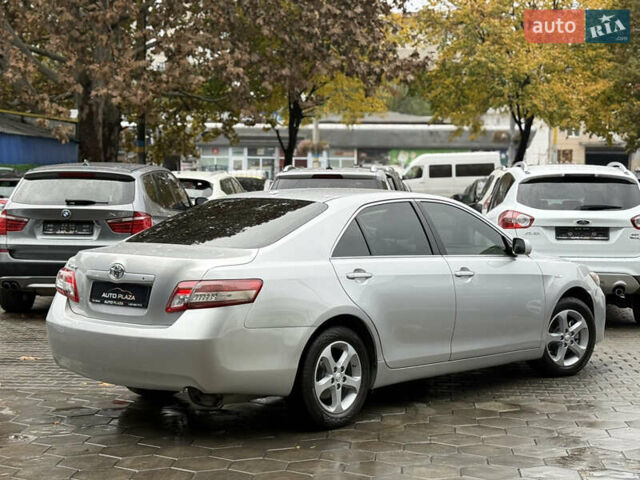 Сірий Тойота Камрі, об'ємом двигуна 2.5 л та пробігом 315 тис. км за 8900 $, фото 24 на Automoto.ua