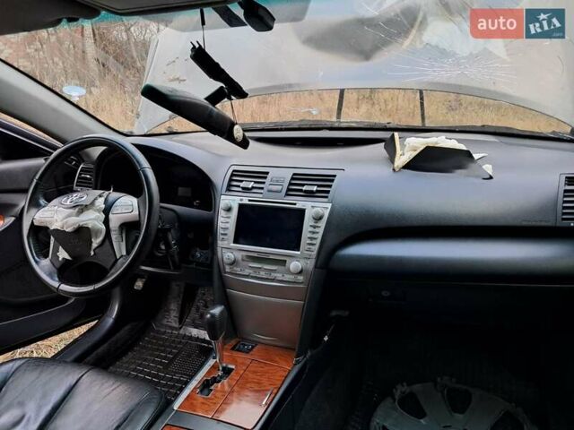 Серый Тойота Камри, объемом двигателя 2.4 л и пробегом 200 тыс. км за 4699 $, фото 35 на Automoto.ua