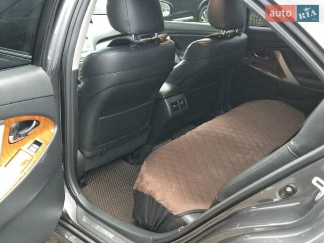 Серый Тойота Камри, объемом двигателя 3.5 л и пробегом 157 тыс. км за 15900 $, фото 11 на Automoto.ua