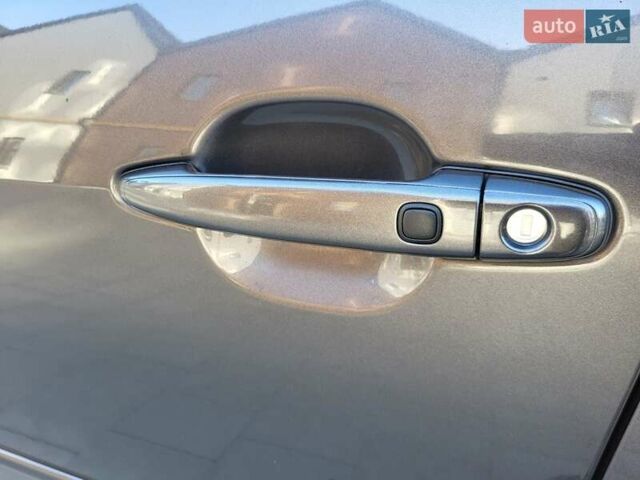 Серый Тойота Камри, объемом двигателя 3.5 л и пробегом 157 тыс. км за 15500 $, фото 23 на Automoto.ua