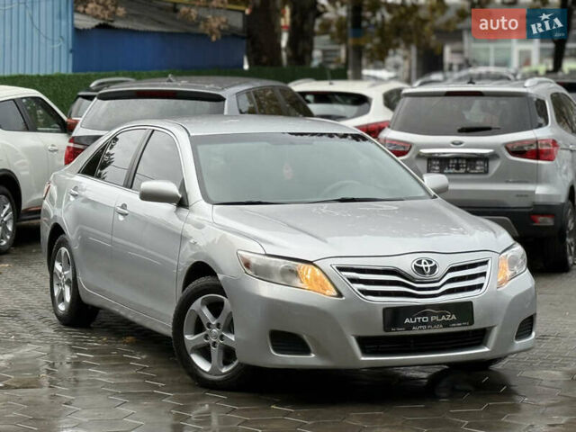 Сірий Тойота Камрі, об'ємом двигуна 2.5 л та пробігом 315 тис. км за 8900 $, фото 18 на Automoto.ua