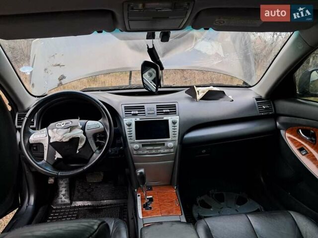 Серый Тойота Камри, объемом двигателя 2.4 л и пробегом 200 тыс. км за 4699 $, фото 34 на Automoto.ua