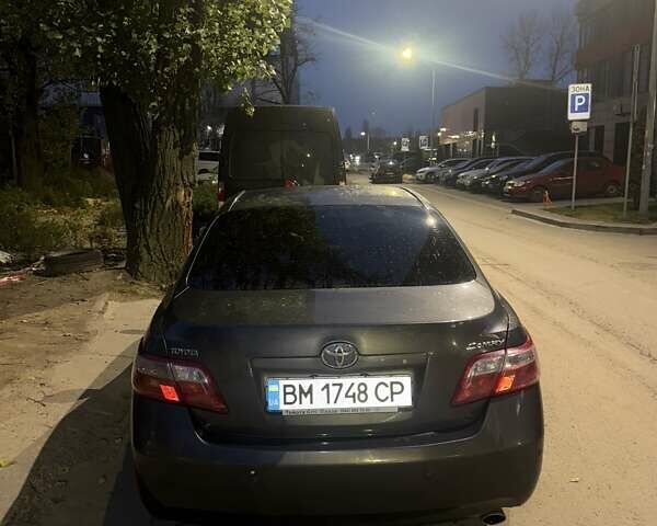 Серый Тойота Камри, объемом двигателя 2.39 л и пробегом 265 тыс. км за 10000 $, фото 4 на Automoto.ua
