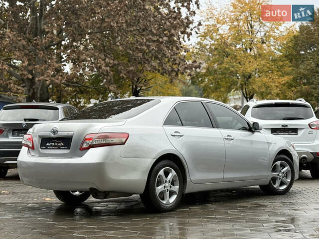 Сірий Тойота Камрі, об'ємом двигуна 2.5 л та пробігом 315 тис. км за 8900 $, фото 25 на Automoto.ua