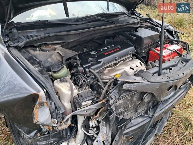 Серый Тойота Камри, объемом двигателя 2.4 л и пробегом 200 тыс. км за 4699 $, фото 10 на Automoto.ua