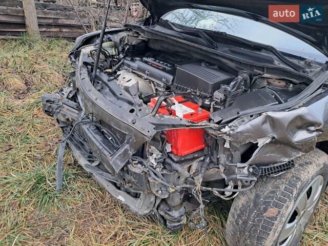 Серый Тойота Камри, объемом двигателя 2.4 л и пробегом 200 тыс. км за 4699 $, фото 3 на Automoto.ua