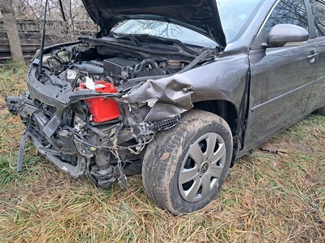 Серый Тойота Камри, объемом двигателя 2.4 л и пробегом 200 тыс. км за 4699 $, фото 7 на Automoto.ua