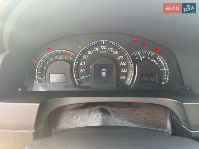 Тойота Камри 2011 в Одессе на Automoto.ua Серый Тойота Камри, объемом двигателя 2.5 л и пробегом 250 тыс. км за 12800 $, фото 13 на Automoto.ua