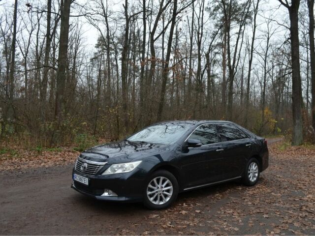 Серый Тойота Камри, объемом двигателя 2.5 л и пробегом 232 тыс. км за 12950 $, фото 8 на Automoto.ua