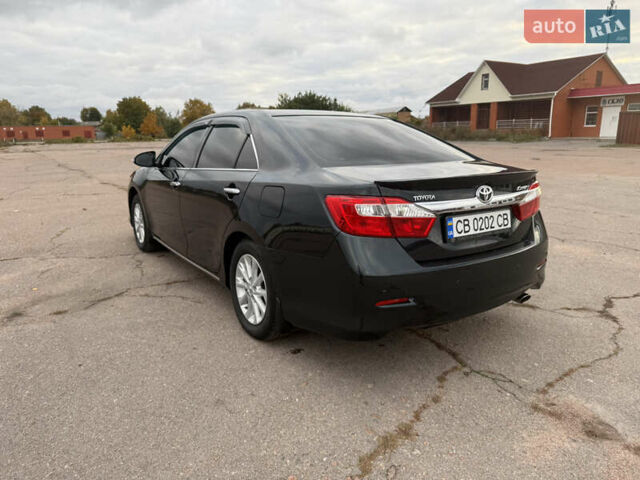 Серый Тойота Камри, объемом двигателя 2.49 л и пробегом 210 тыс. км за 15300 $, фото 8 на Automoto.ua