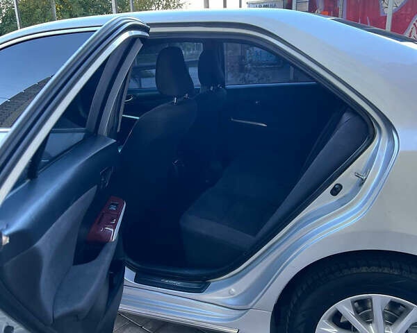 Сірий Тойота Камрі, об'ємом двигуна 2.5 л та пробігом 291 тис. км за 9999 $, фото 16 на Automoto.ua