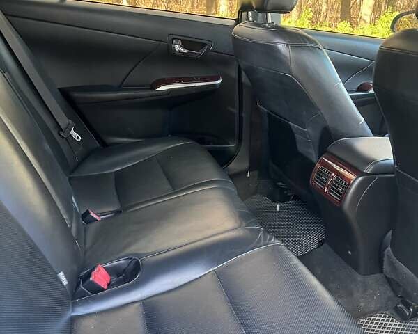 Тойота Камри 2011 в Хмельницком на Automoto.ua Серый Тойота Камри, объемом двигателя 2.5 л и пробегом 252 тыс. км за 12400 $, фото 9 на Automoto.ua