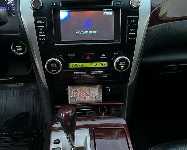 Серый Тойота Камри, объемом двигателя 2.49 л и пробегом 155 тыс. км за 12500 $, фото 35 на Automoto.ua