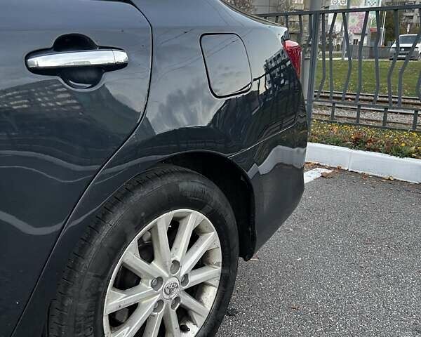 Серый Тойота Камри, объемом двигателя 2.49 л и пробегом 155 тыс. км за 12500 $, фото 16 на Automoto.ua