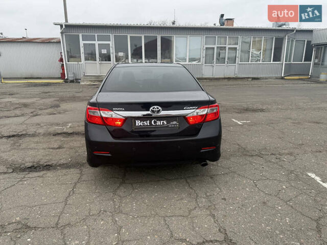 Серый Тойота Камри, объемом двигателя 2.5 л и пробегом 232 тыс. км за 11900 $, фото 4 на Automoto.ua