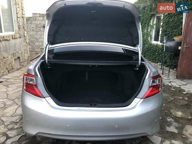 Серый Тойота Камри, объемом двигателя 2.5 л и пробегом 250 тыс. км за 10000 $, фото 16 на Automoto.ua